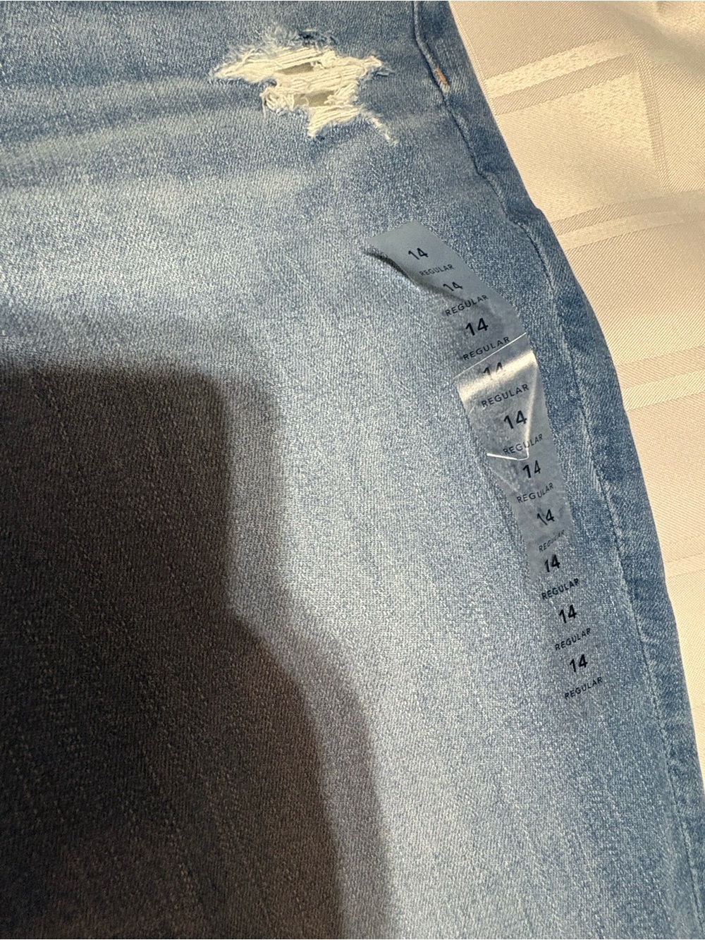 Woman’s American Eagle Outfitters Jeans, High-Rise - Picture 7 of 14